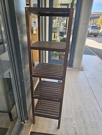 mobili in legno (scaffalatura) 