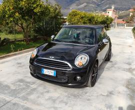Mini One R56 55kW, cambio a 6 marce, gomme nuove