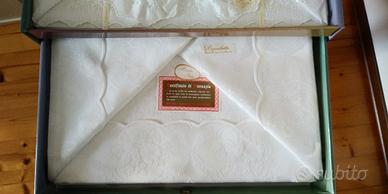 Bauletto (valigia) matrimoniale 'Rose e Rose bianc