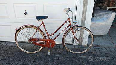 Bicicletta Bianchi da donna storica
