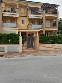 Magnifico appartamento fronte mare ammobiliato