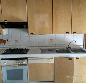 Villa di 300 m² con più di 5 locali a Polinago