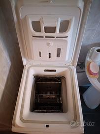 lavatrice Indesit carica dall'alto