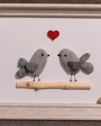 Quadretto con i sassi: "Uccellini innamorati"