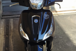 Piaggio medley 125