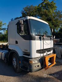 Renault Premium 420dci