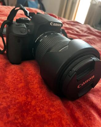 Canon EOS 700D