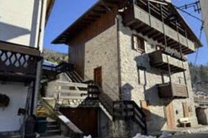 Immobile in asta di 138 m² con 3 locali e box auto