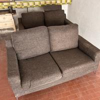 Due Divani Poltrone Sofà