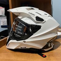 Casco AIROH COMMANDER 2