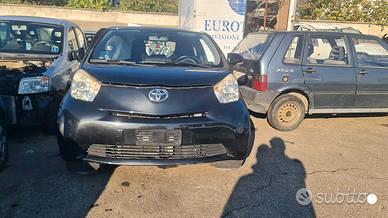 Toyota IQ paraurti portiera kiairbag Ricambi Toyot