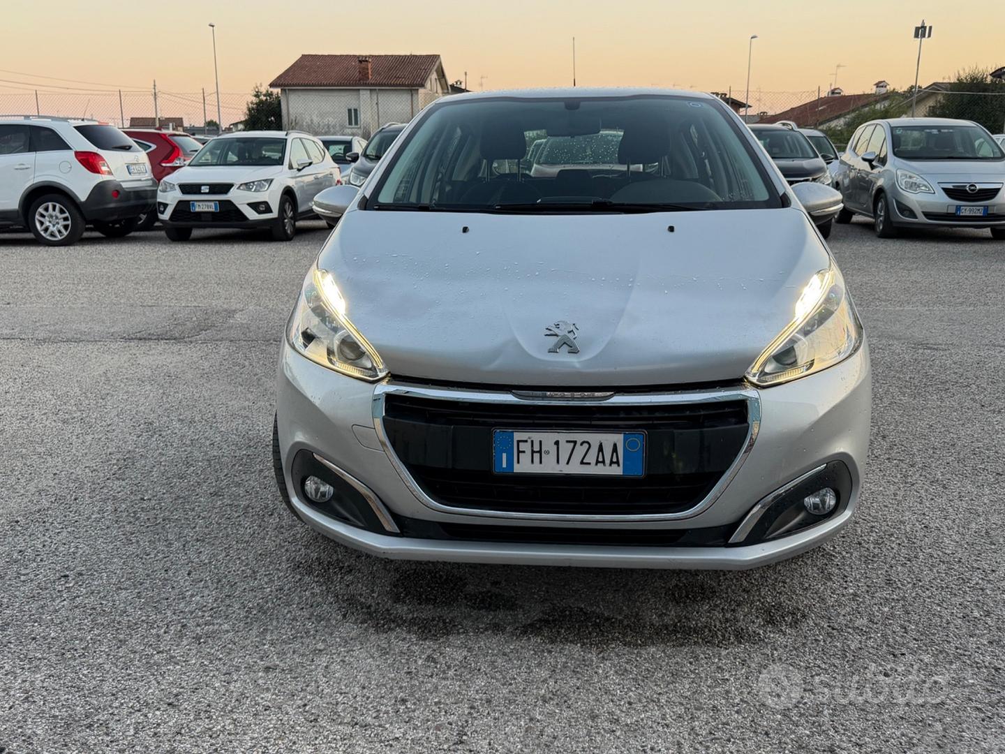 Peugeot 208 2017 photo 3