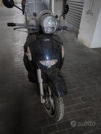 Aprilia Scarabeo 400