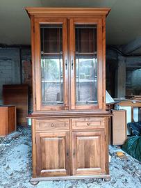 Credenza in legno massiccio