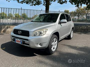 Toyota RAV 4 RAV4 2.2 D-4D 136 CV Sol