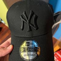 cappello new era NY nero