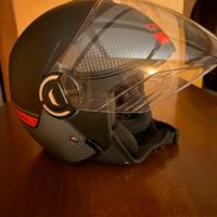 Casco per scooter con visiera