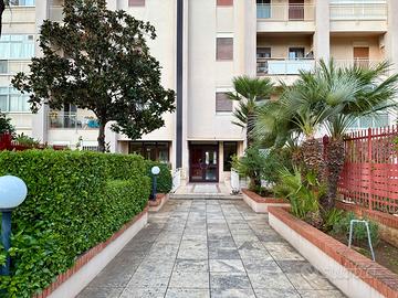 Via S.M. Mazzarello pentavani con 3 posti auto