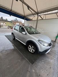 Dacia Sandero Stepway 1.6