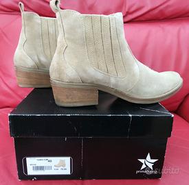 Stivaletti PrimaDonna n. 40 camoscio