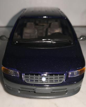 PLYMOUTH VOYAGER, 1/26 MAISTO