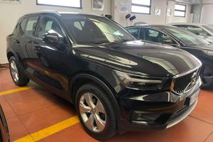 Volvo xc40 t2 momentum pro