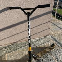 Monopattino per freestyle