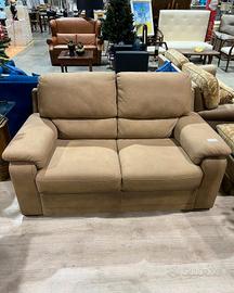Divano 2 posti beige in tessuto