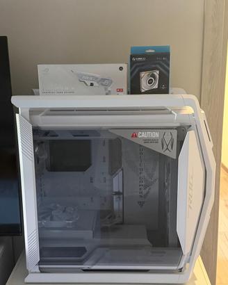 ASUS ROG Hyperion GR701 White Edition