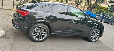 Audi Q3 Coupé Total black automatica Pelle 