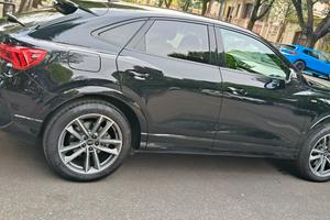 Audi Q3 Coupé Total black automatica Pelle 