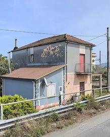 Villetta da ristrutturare