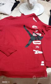 Felpa Jordan con cappuccio,taglia S a  €10