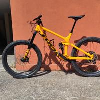 TREK REMEDY 9.8, pari al nuovo.