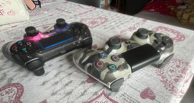 Contoller ps4 20€  +controller compatibile ps4 10€