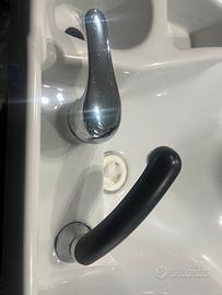 Rubinetti x lavandini parrucchieri