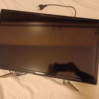 Smart TV Nordmende 24' da riparare o per ricambio.