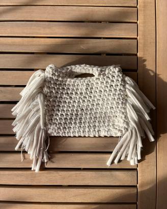 Borsa con frange all’uncinetto