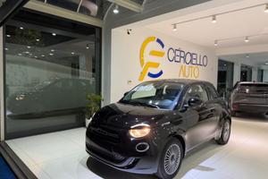 FIAT 500 1.0 Hybrid icon tua da €189,00 mensili