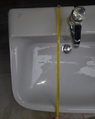 Lavandino bagno