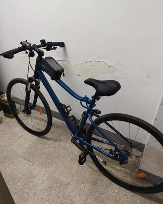 Bici trekking RIVERSIDE 500 blu