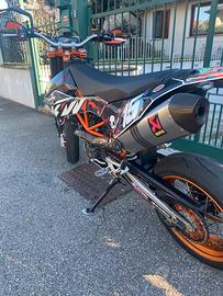 Ktm 690 smc-r