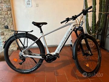 Bici elettrica Focus Aventura 2 6.7 L “km 0”