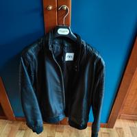 Giubbotto ZARA uomo in similpelle nera – usato