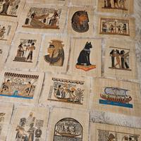 papiro egiziano dipinto a mano 