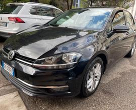 Volkswagen Golf 1.6 TDI 115 CV 5p. Highline BlueMo