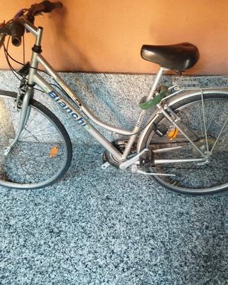 bicicletta bianchi da donna 