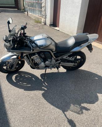 Fz1 fazer