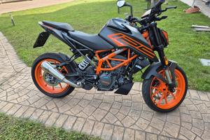 ktm Duke 125