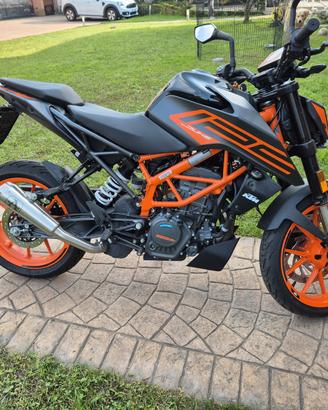 ktm Duke 125
